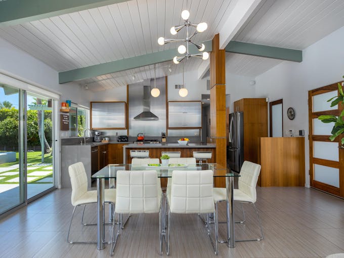 It's a Mid-Mod Thing