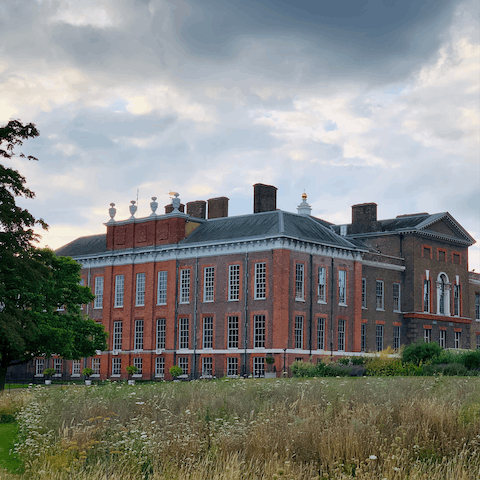Make jogs through Kensington Gardens the new routine, just a short walk away