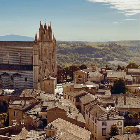 Spend the day in Orvieto, just 34km away