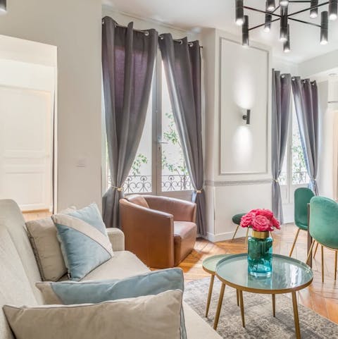 Take a second to relax in the chic, bright living space