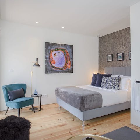 Wake up in the stylish bed feeling rested and ready for another day of Porto sightseeing