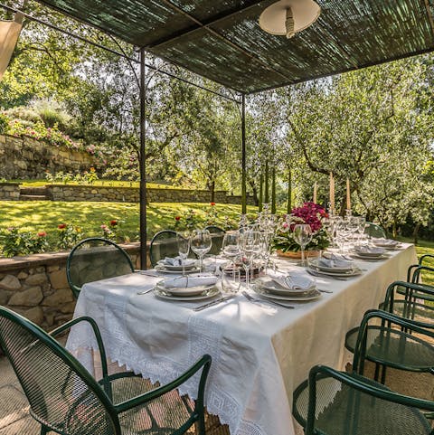 Taste the finest foods Tuscany has to offer in the outdoor dining area