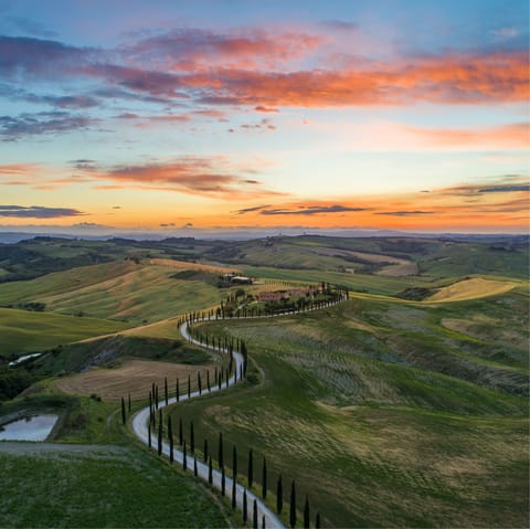 Explore the beautiful Tuscan countryside on foot or by bicycle