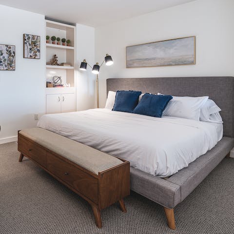 Sleep well in the super comfortable bedroom