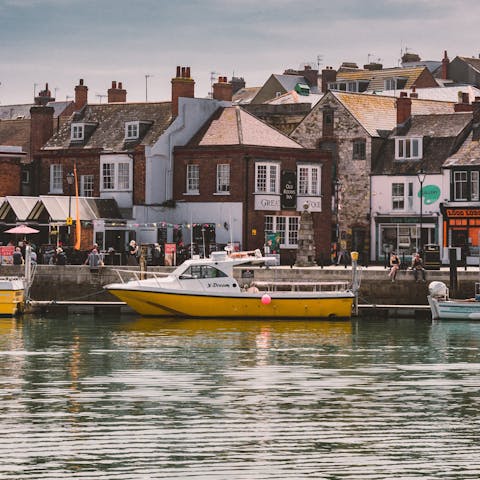 Stay in Weymouth, just moments from the harbour
