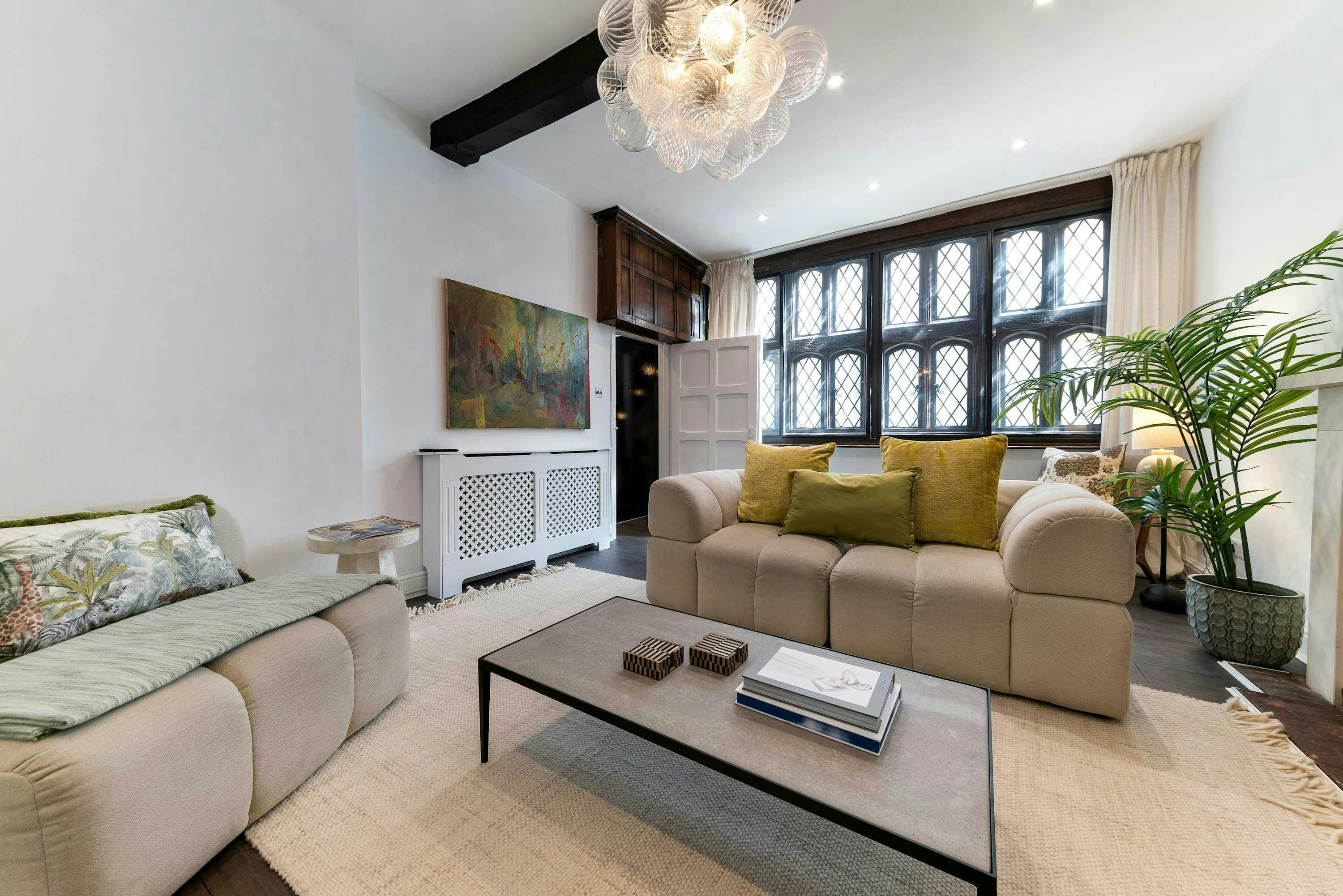 Hyde Park Luxe