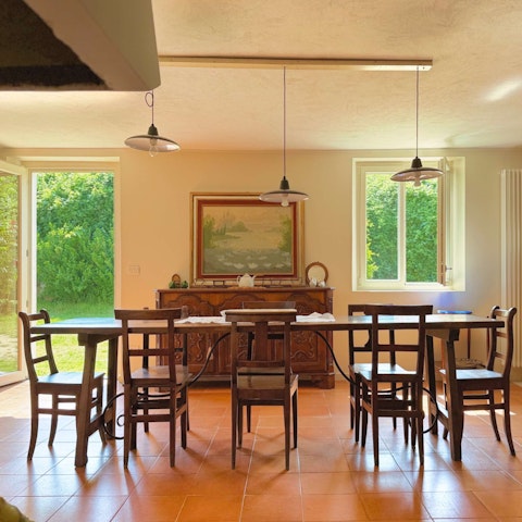 Seat the whole group around the dining table for a pasta feast