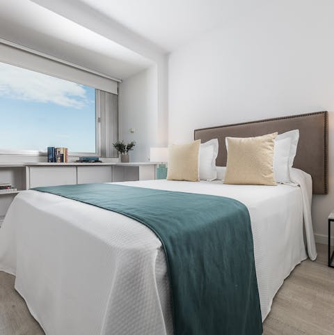 Wake up in the comfortable bedroom feeling rested and ready for another day of Madrid sightseeing