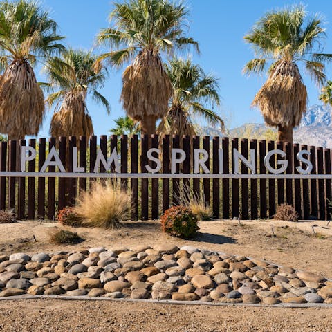Walk to Palm Canyon Drive’s dining and design district