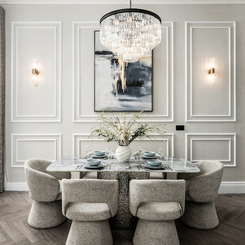 Enjoy elegant evenings at home sharing dinner and drinks