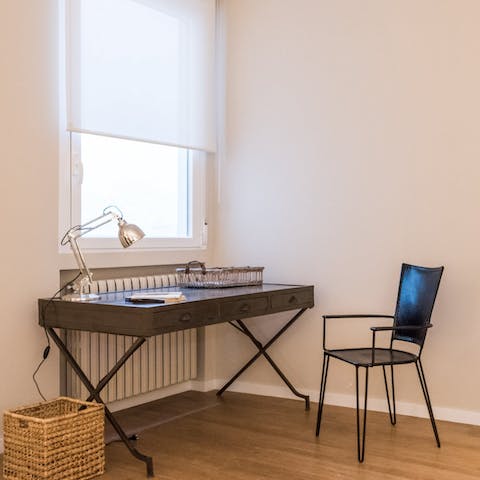 Get down to business at the desk, ideal if you need to work from home