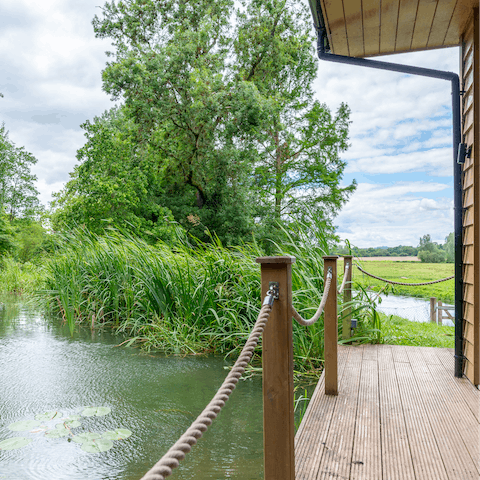 Lots of space for admiring the outdoors