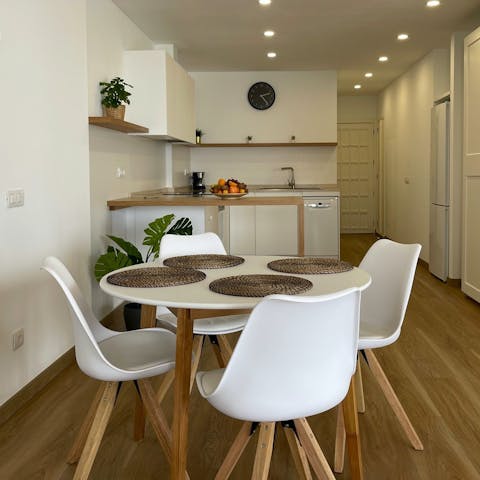Serve a hearty breakfast at the dining table