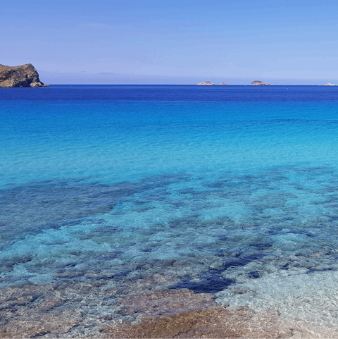 Swim in the sea on a sandy beach in San José