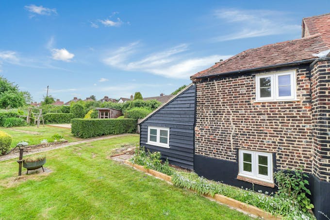 Chipperfield Farmhouse