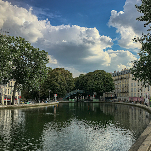 Stay steps from the Canal Saint-Martin