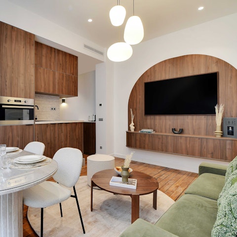 Unwind in the open-plan lounge between seeing the sights