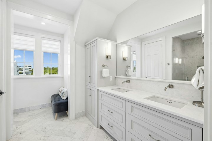 Bathroom photo