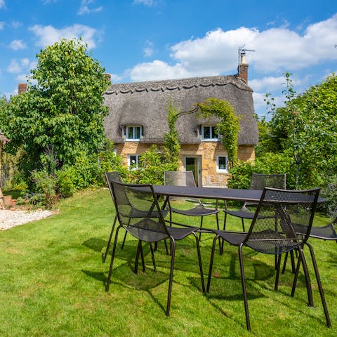 Eat outdoors in the pretty garden