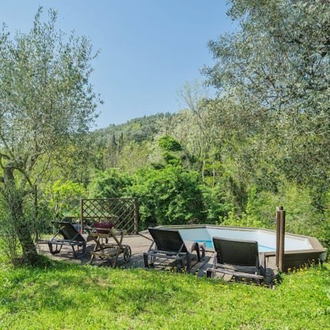 Relax in the Italian sun next to the pool