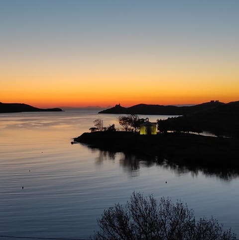 Settle down on the private balcony to serenade the setting sun with drinks