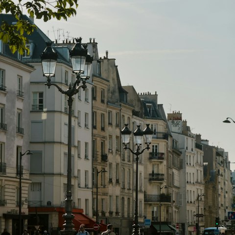 Discover Marais' boutiques, cafes, and bars, all within walking distance