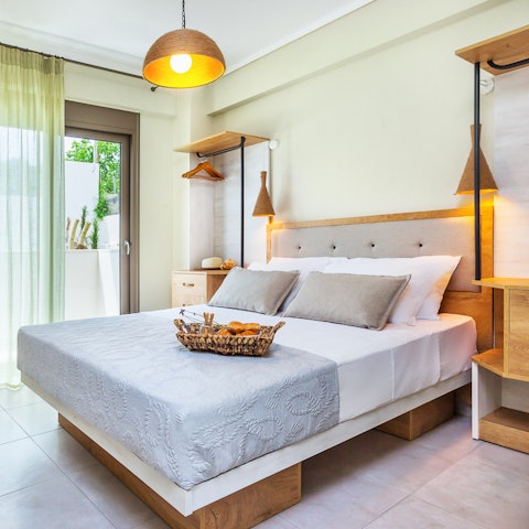 Sink into high quality bedding