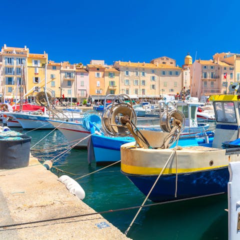 Walk down to Saint-Tropez's colourful port, nineteen minutes from home