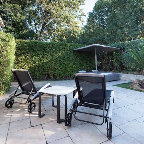 Take your novel out to the sun loungers, or have an afternoon siesta