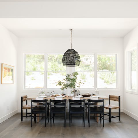 Come together for lazy lunch times – there's room for you all