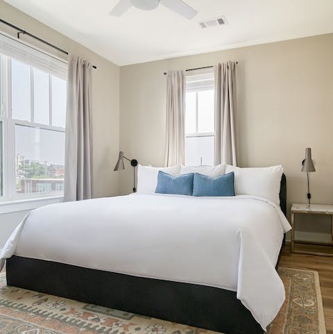 Wake up to SoBro views in the comfortable bed