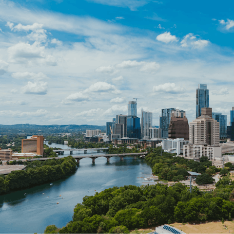 Discover the incredible food scene in Downtown Austin – it's a short drive away