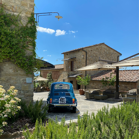 Explore the beautiful region of Castellina in Chianti