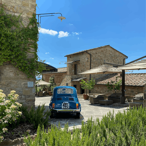 Explore the beautiful region of Castellina in Chianti