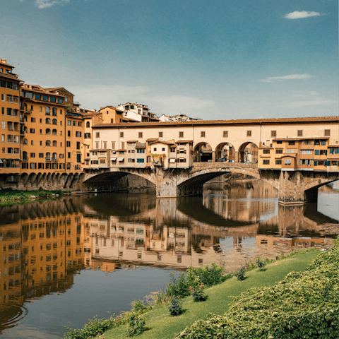 Reach the historic city of Florence in less than an hour by car