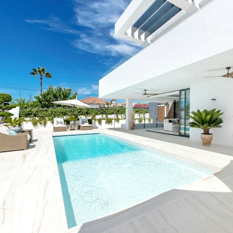 Look forward to leisurely days of swimming and sunbathing