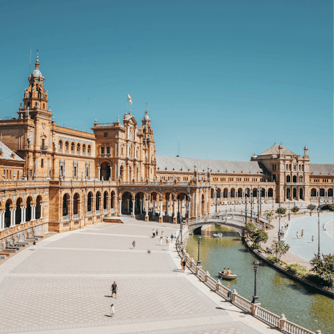 Enjoy a day trip to sunny Seville to see the Plaza de España