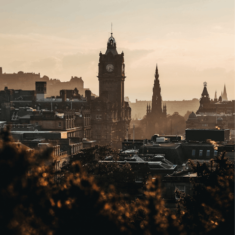 Explore the West End of Edinburgh including nearby Princes and George Street