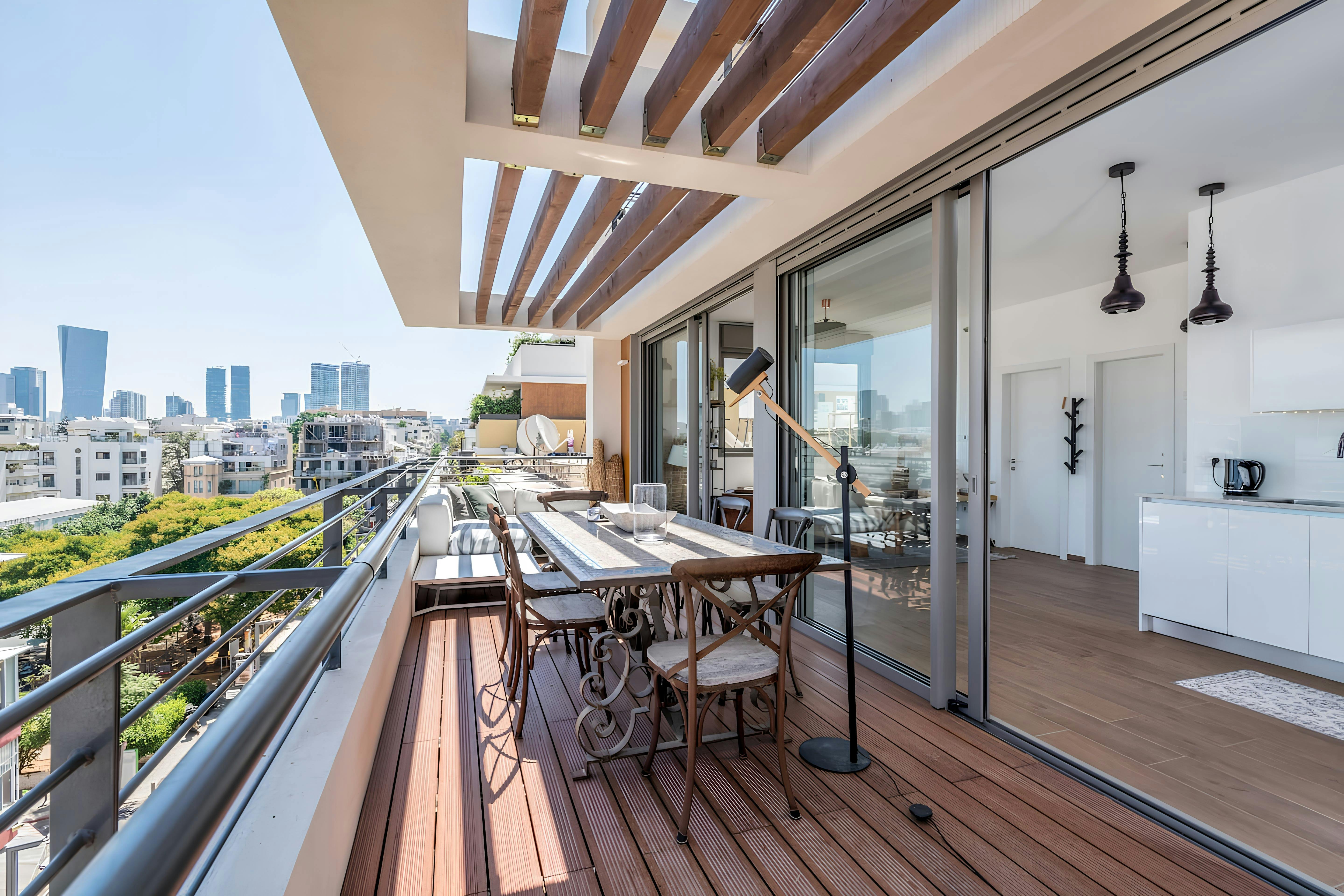 The Tel Aviv Terrace