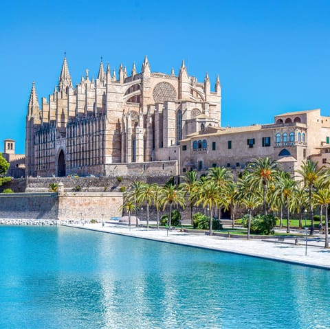 Explore the vibrant heart of Palma – just twenty-minutes away