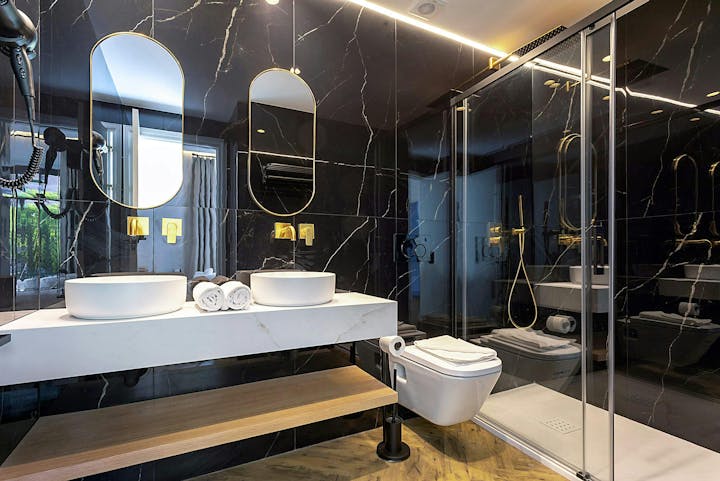 Bathroom photo
