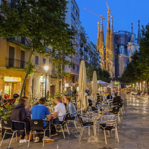Stay in the heart of the city, surrounded by great places to eat and drink