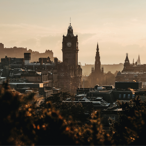 Explore Edinburgh's beautiful town centre, walking distance from the home