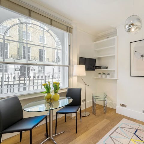 Whip up breakfast or dine in a Marylebone cafe