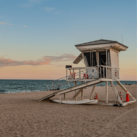 Stroll to Fort Lauderdale Beach for a paddle