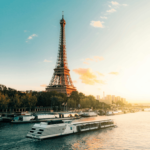 Stroll along the Seine towards the Eiffel Tower, thirty minutes away