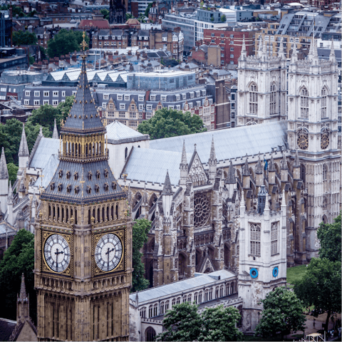 Hop on the Tube at Shoreditch High Street and be in the heart of London in minutes