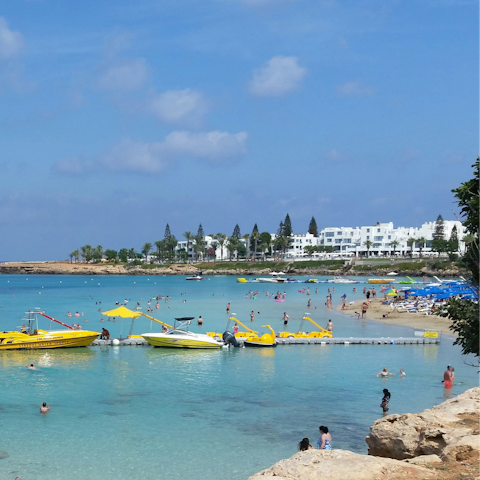 Visit popular Fig Tree Bay – less than a thirty-minute walk away