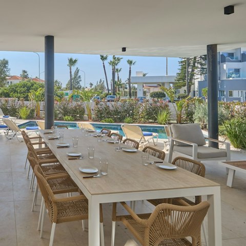 Gather around the alfresco dining table for a leisurely lunch