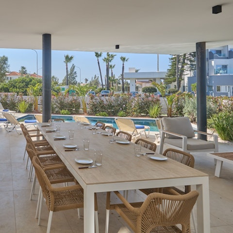 Gather around the alfresco dining table for a leisurely lunch